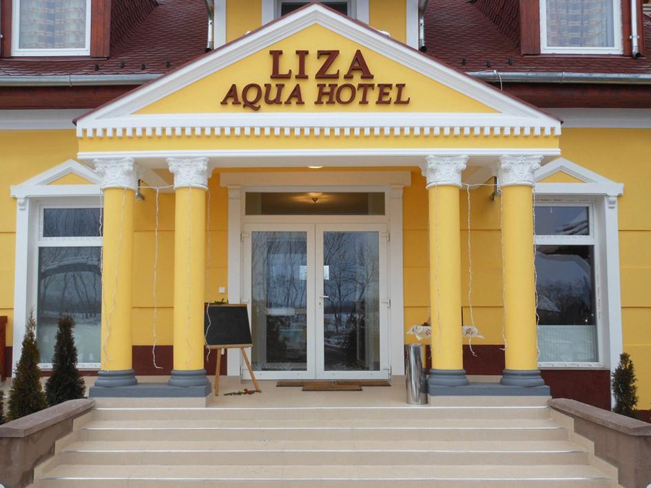 Liza Aqua & Conference Hotel Лайошмиже Екстериор снимка